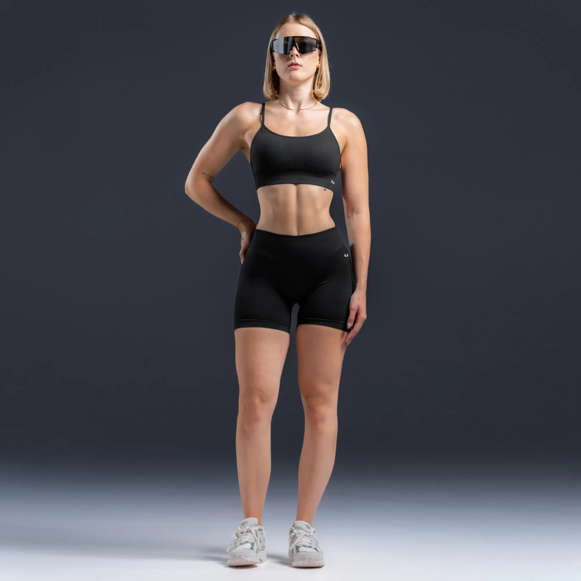 V2 Sculpt Shorts – Charcoal